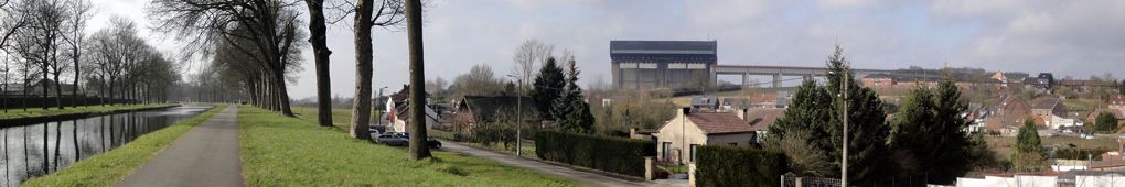 http://i1136.photobucket.com/albums/n483/micou3/DSC08305_stitch%20copie_zpsve6mbmve.jpg
