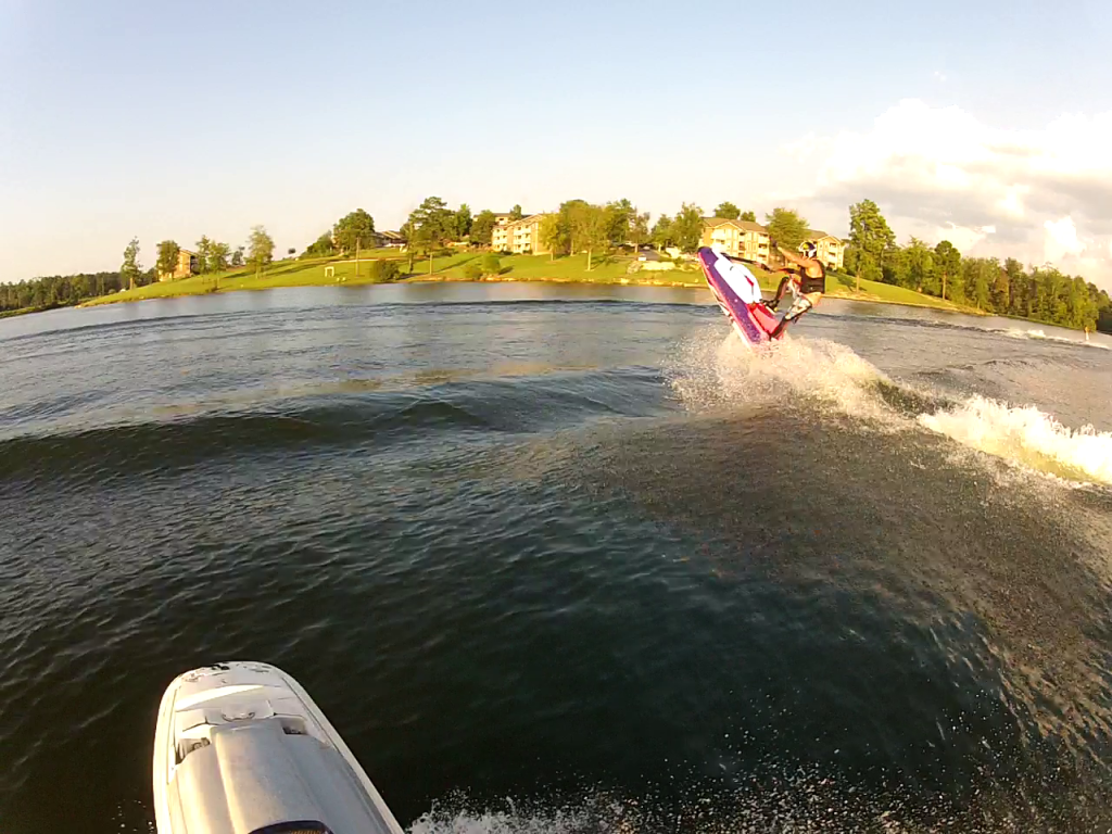 vlcsnap-2012-09-07-22h22m44s0.png