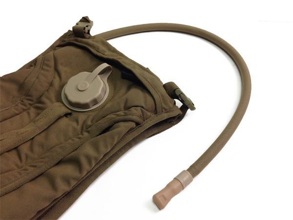 Coyote Brown Hydration Pack Insulated Drink Tube Hose Cover Sleeve
