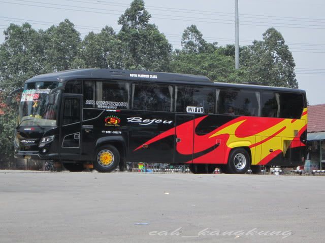 BEJEU Hot Spot on The Bus  Page 2