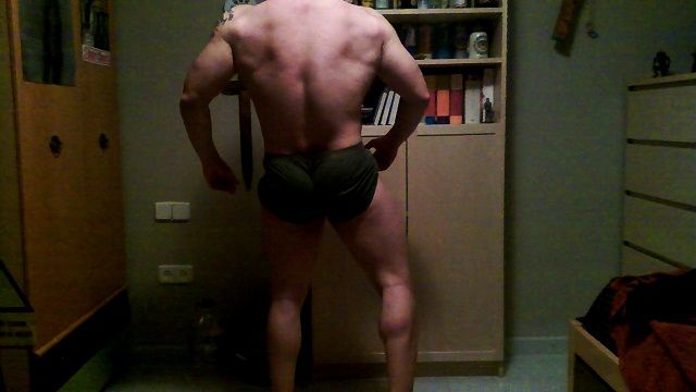 140425-221915avi_000074863.jpg